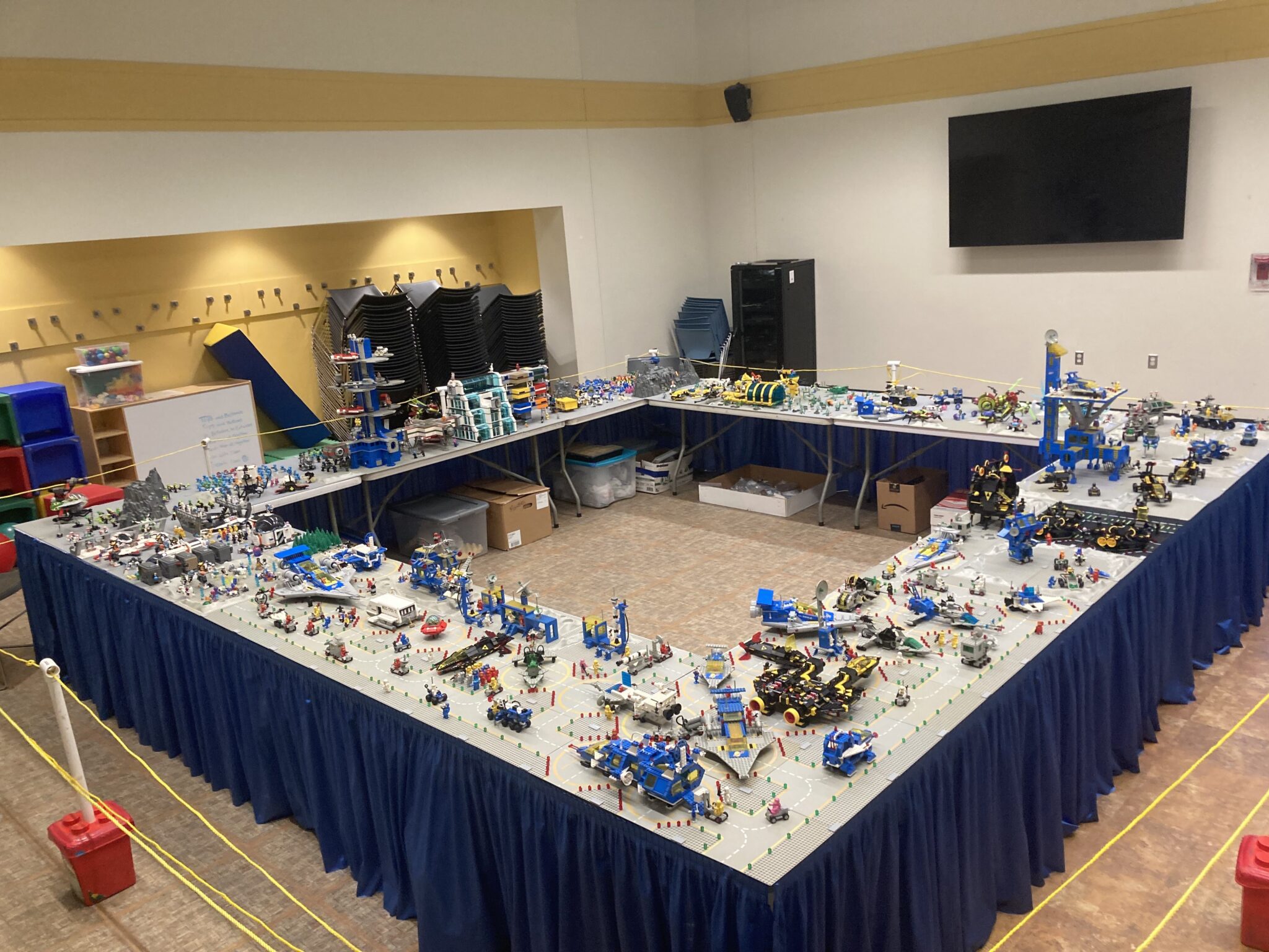 WMLUG LEGOⓇ Classic Space Display